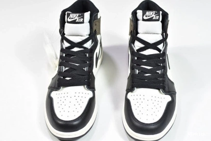 AIR JORDAN 555088-105 OG HIGH MOCHA' 1 RETRO 'DARK 1015